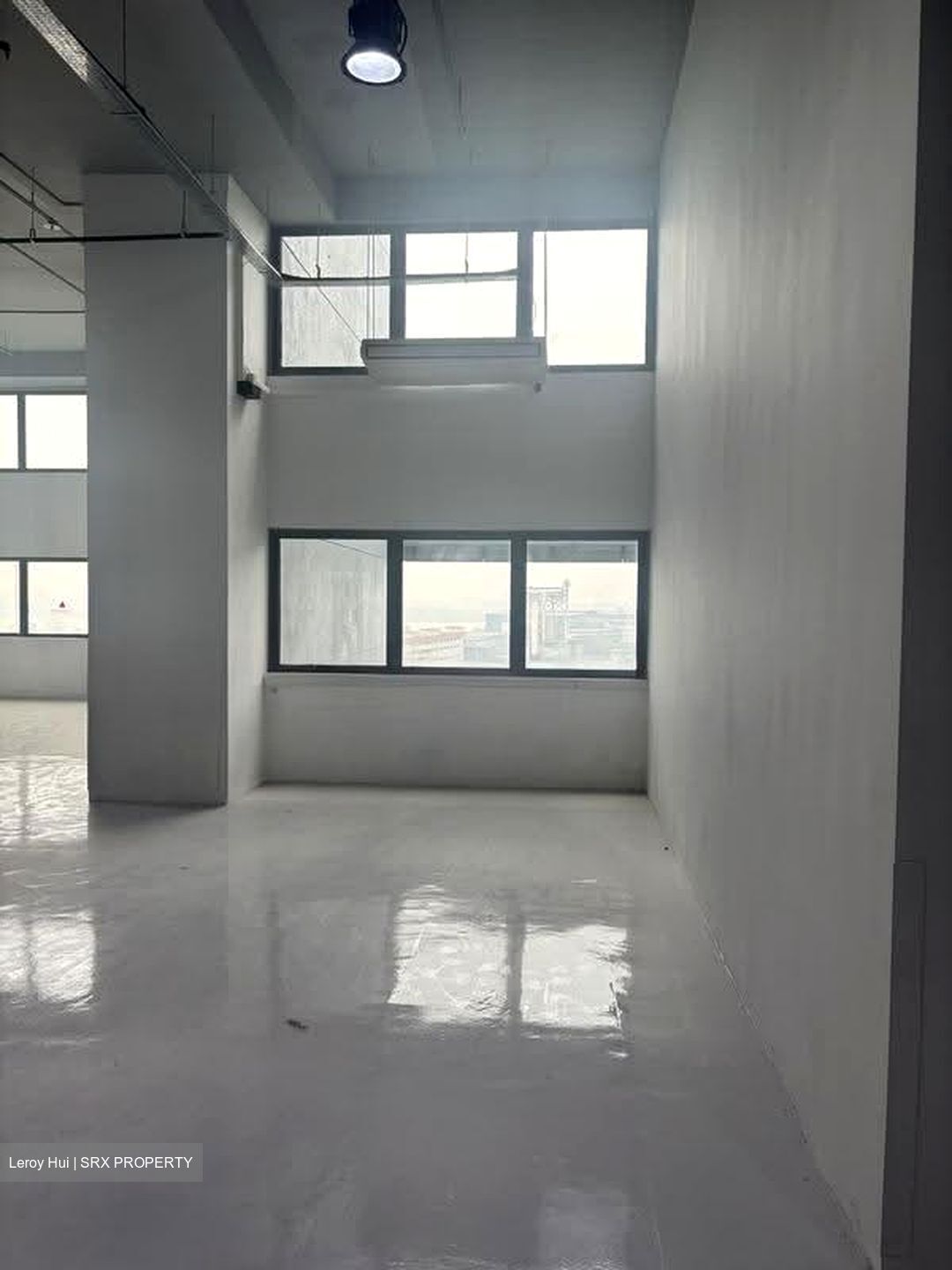 Carros Centre (D25), Factory #629666901